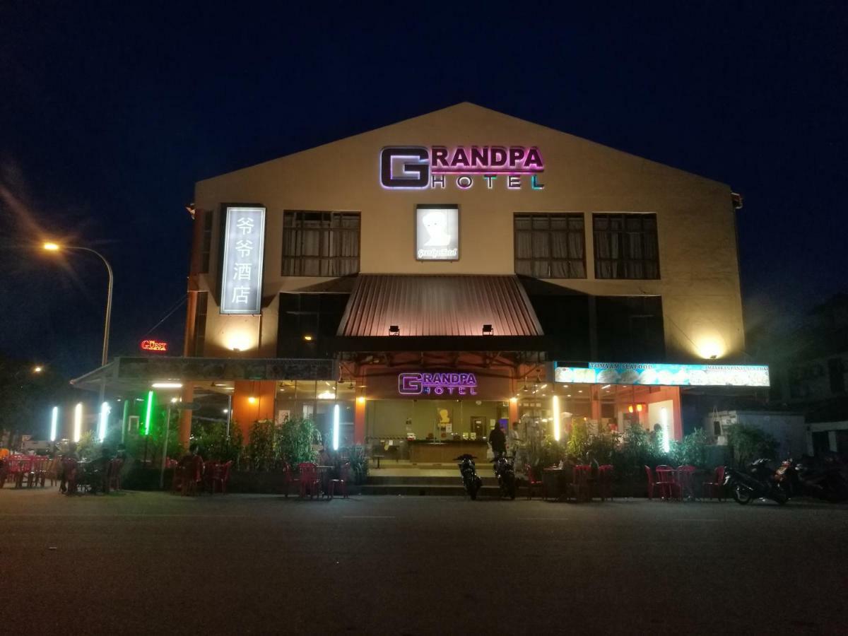 Grandpa Hotel Port Dickson Dış mekan fotoğraf